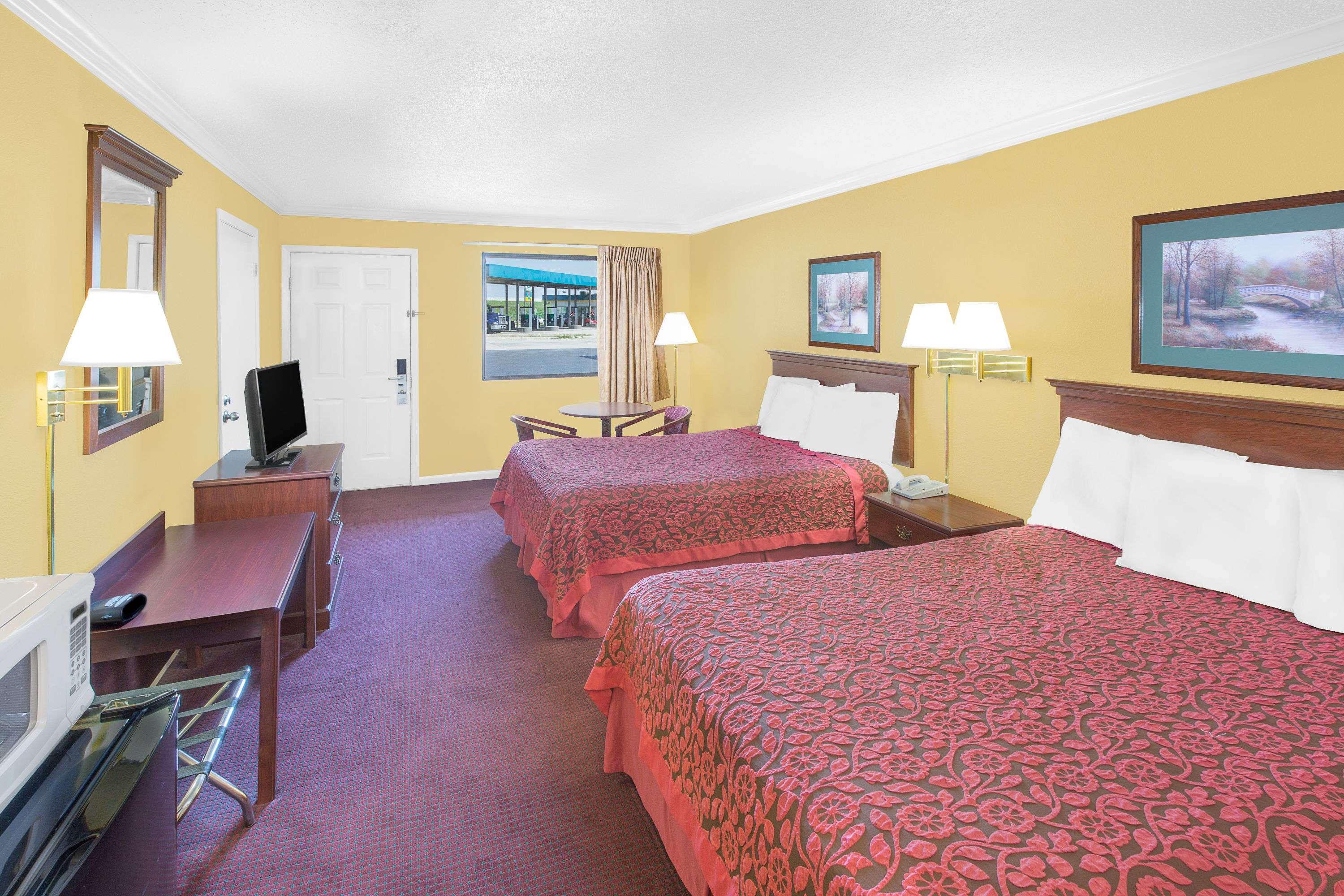 נורת' ליטל רוק Days Inn By Wyndham N Little Rock East מראה חיצוני תמונה